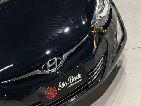 Hyundai Elantra GLS 2.0 16V Flex Aut.