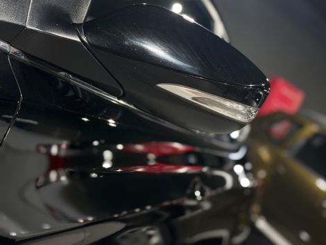 Hyundai Elantra GLS 2.0 16V Flex Aut.