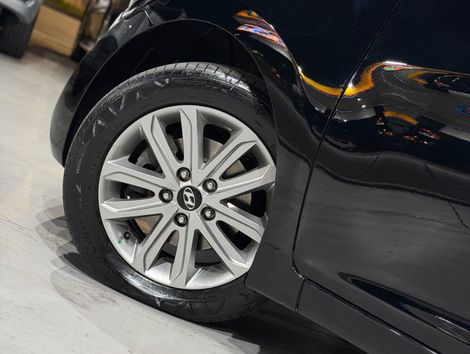 Hyundai Elantra GLS 2.0 16V Flex Aut.