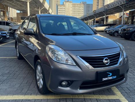 Nissan VERSA SL 1.6 16V Flex Fuel 4p Mec.