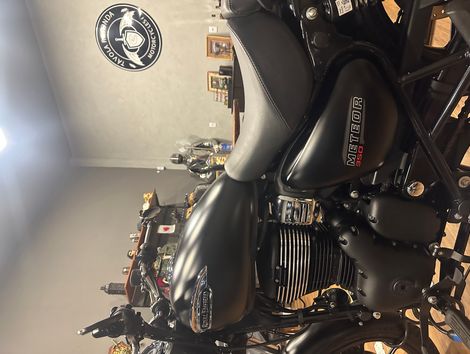 Royal Enfield Meteor 350 Stellar