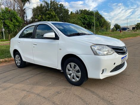 Toyota ETIOS XS 1.5 Flex 16V 5p Mec.