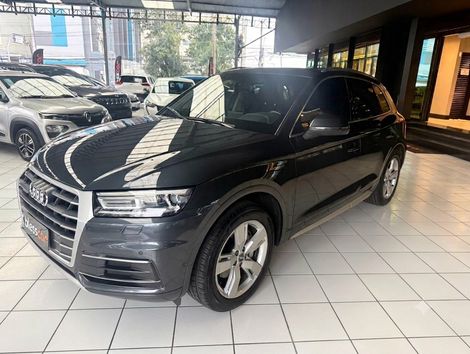Audi Audi 2.0 TFSI GASOLINA AMBIENTE S TRONIC - Cinza - 2018