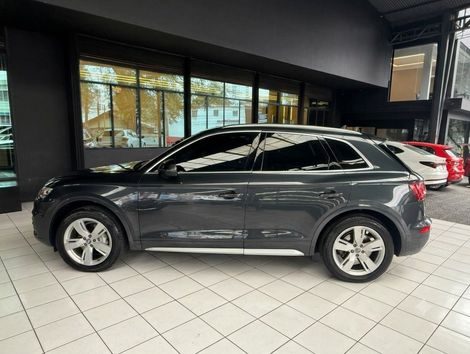Audi Audi 2.0 TFSI GASOLINA AMBIENTE S TRONIC - Cinza - 2018