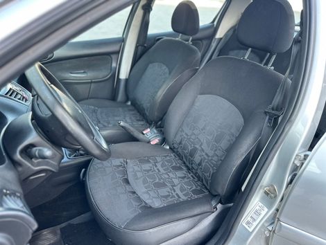 Peugeot 207 XR Sport 1.4 Flex 8V 5p