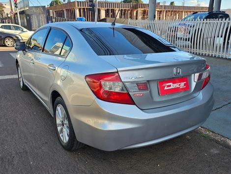 Honda Civic Sedan LXS 1.8/1.8 Flex 16V Mec. 4p