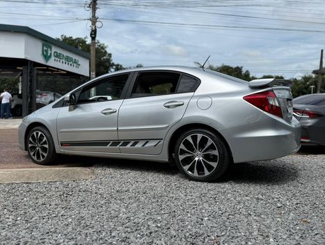 Honda Civic Sedan LXR 2.0 Flexone 16V Aut. 4p