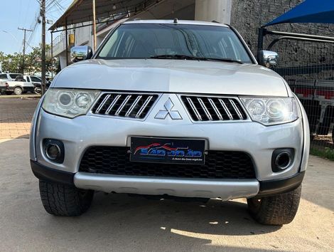 Mitsubishi Pajero DAKAR 3.2 4x4 T.I. Dies. 5p Aut.