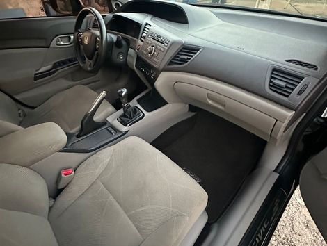 Honda Civic Sedan LXS 1.8/1.8 Flex 16V Mec. 4p