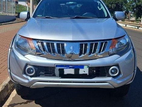 Mitsubishi L200 Tri. Outdo. GLS 2.4 CD 4x4 Die. Aut