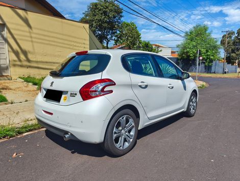 Peugeot 208 Griffe 1.6 Flex 16V 5p Aut.