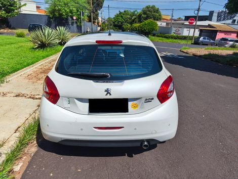 Peugeot 208 Griffe 1.6 Flex 16V 5p Aut.