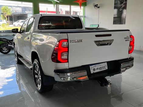 Toyota Hilux CD SRX 4x4 2.8 TDI 16V Diesel Aut.