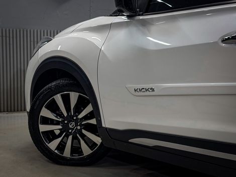 Nissan KICKS SL 1.6 16V FlexStar 5p Aut.