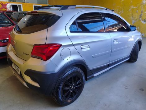Chevrolet ONIX HATCH ACTIV 1.4 8V Flex 5p Mec.