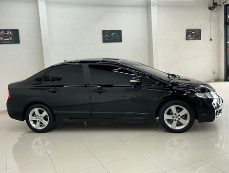Honda Civic Sedan LXS 1.8/1.8 Flex 16V Aut. 4p