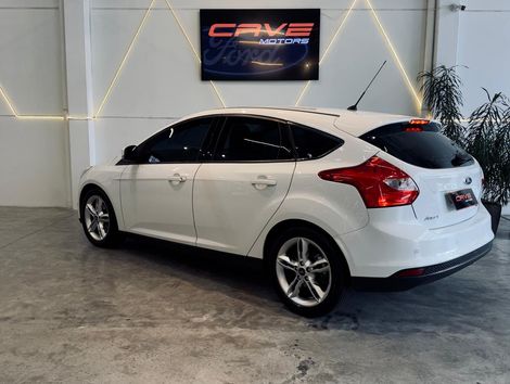 Ford Focus 2.0 16V/SE/SE Plus Flex 5p Aut.