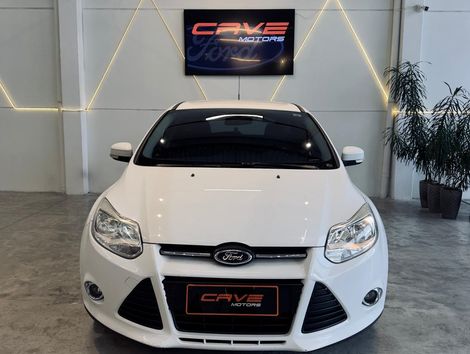 Ford Focus 2.0 16V/SE/SE Plus Flex 5p Aut.