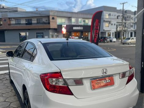 Honda Civic Sedan LXS 1.8/1.8 Flex 16V Mec. 4p