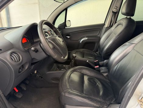 Citroën C3 XTR 1.4 Flex 8V 5p