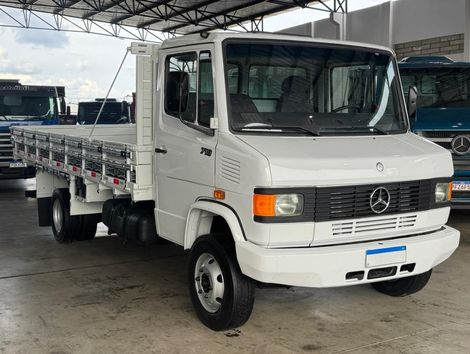 MERCEDES-BENZ 710/ 710 Plus 2p (diesel)