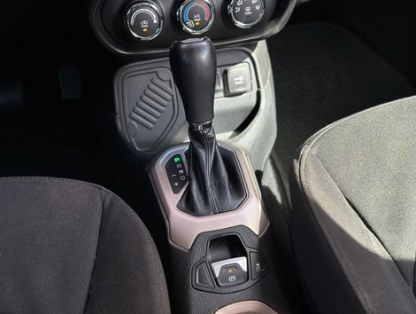 Jeep Renegade 1.8 4x2 Flex 16V Aut.