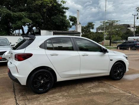 Chevrolet ONIX HATCH PREM. 1.0 12V TB Flex 5p Aut.