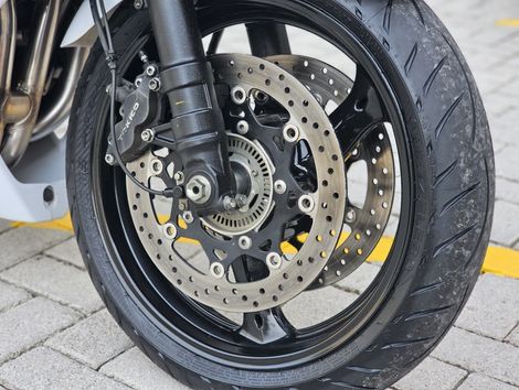 SUZUKI GSX 1250 F
