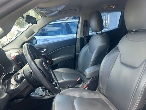 Fiat Toro Freedom 1.8 16V Flex Aut.