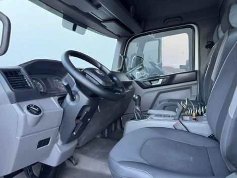 VOLKSWAGEN 11-180 Delivery 2p (diesel)(E5)
