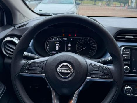 Nissan VERSA Advance 1.6 16V Flex Aut.