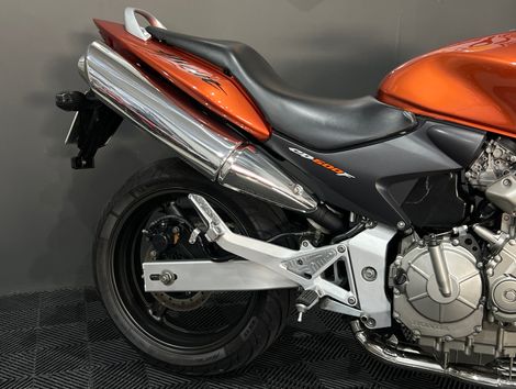 HONDA CB 600F HORNET