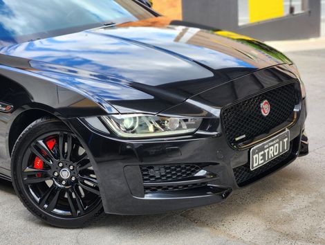 Jaguar XE 2.0 Turbocharged R-Sport Aut.