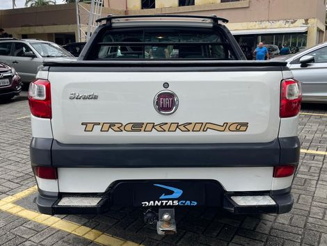 Fiat Strada Trekking 1.6 16V Flex CD