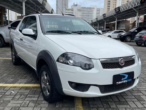 Fiat Strada Trekking 1.6 16V Flex CD