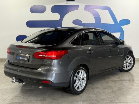 Ford Focus 2.0 16V/SE/SE Plus Flex 5p Aut.