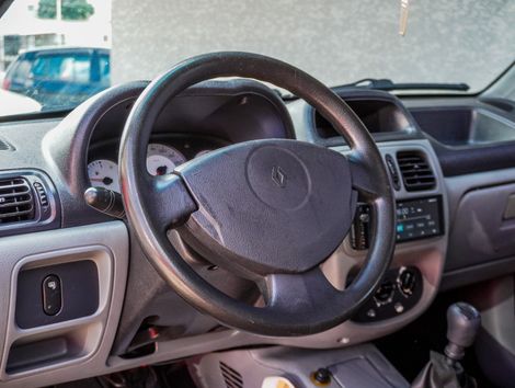 Renault Clio Campus Hi-Flex 1.0 16V 3p