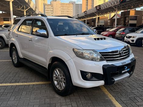 Toyota Hilux CD SRV D4-D 4x4 3.0 TDI Diesel Aut