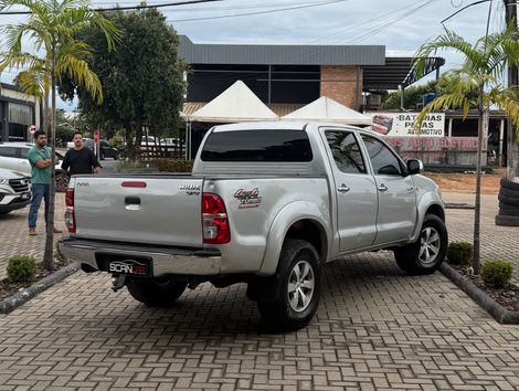 Toyota Hilux CD SRV D4-D 4x4 3.0  TDI Dies