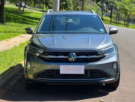 VolksWagen Nivus Highline 1.0 200 TSI Flex Aut.