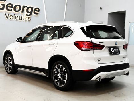 BMW X1 SDRIVE 20i X-Line 2.0 TB Active Flex