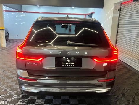 Volvo XC60 T8 PLUS