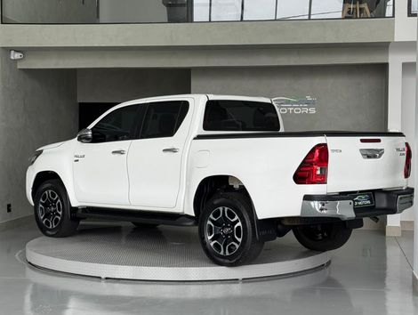 Toyota Hilux CD SRV 4x2 2.7 Flex 16V Aut.