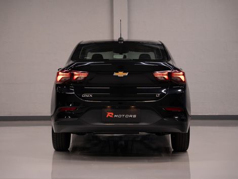 Chevrolet ONIX SEDAN Plus LT 1.0 12V Flex 4p Mec.