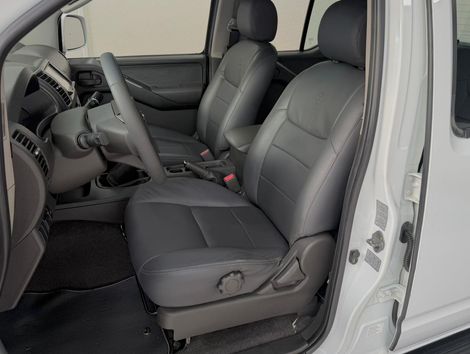 Nissan Frontier S CD 4x4 2.5 TB Diesel