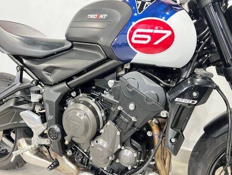 TRIUMPH TRIDENT 660 TRIPLE TRIBUTE