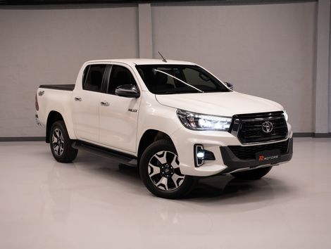 Toyota Hilux CD SRX 4x4 2.8 TDI 16V Diesel Aut.