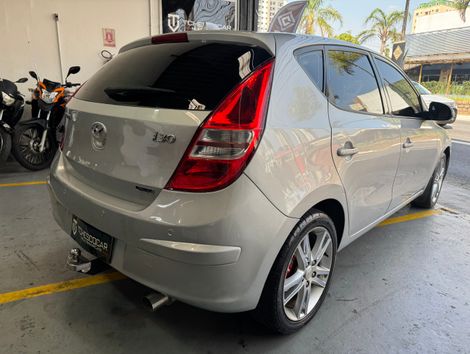 Hyundai i30 2.0 16V 145cv 5p Aut.