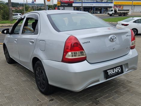 Toyota ETIOS X Sedan 1.5 Flex 16V 4p Mec.