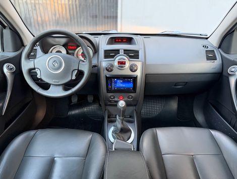 Renault Megane Grand Tour Dynam. Hi-Flex 1.6 16V